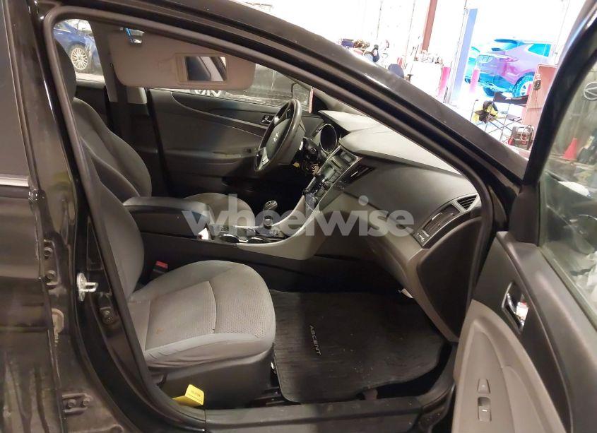 Photo 5 of 2013 Hyundai Sonata GLS (VIN 5NPEB4AC0DH517369)