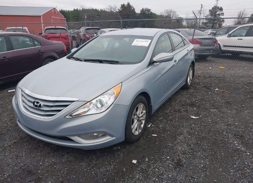 Photo 2 of 2013 Hyundai Sonata GLS (VIN 5NPEB4AC0DH517596)