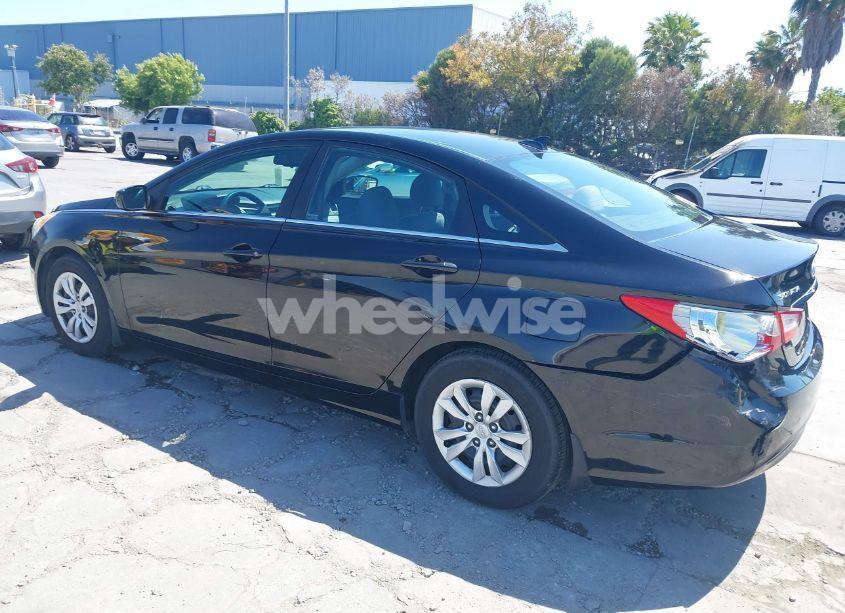 Photo 3 of 2013 Hyundai Sonata GLS (VIN 5NPEB4AC0DH532292)