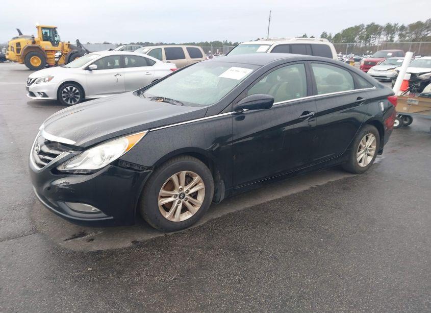 Photo 2 of 2013 Hyundai Sonata GLS (VIN 5NPEB4AC0DH536228)