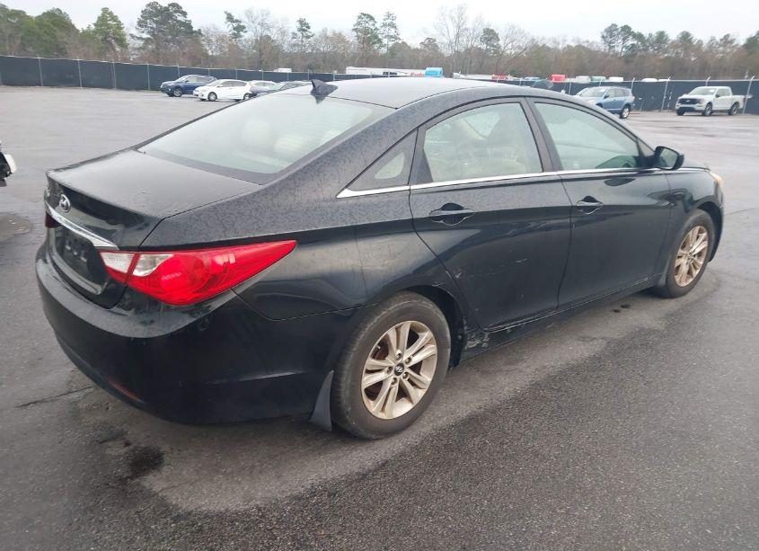 Photo 4 of 2013 Hyundai Sonata GLS (VIN 5NPEB4AC0DH536228)