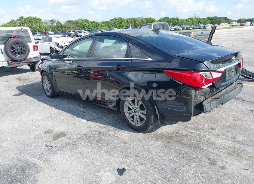 Photo 3 of 2013 Hyundai Sonata GLS (VIN 5NPEB4AC0DH537069)