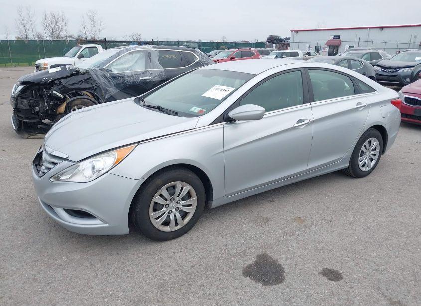Photo 2 of 2013 Hyundai Sonata GLS (VIN 5NPEB4AC0DH541994)