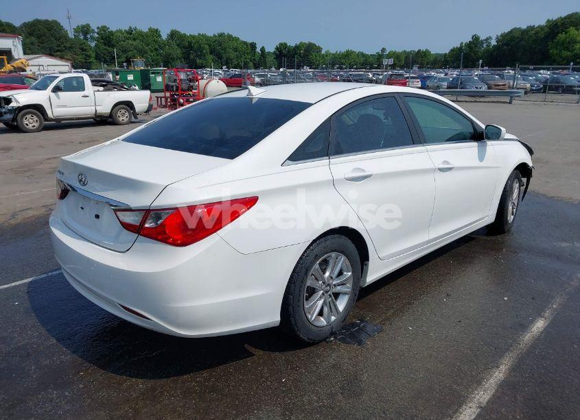 Photo 4 of 2013 Hyundai Sonata GLS (VIN 5NPEB4AC0DH566586)