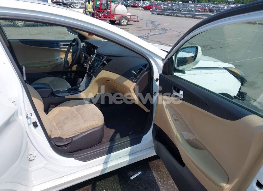 Photo 5 of 2013 Hyundai Sonata GLS (VIN 5NPEB4AC0DH566586)