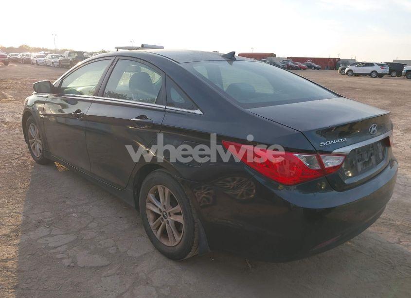 Photo 3 of 2013 Hyundai Sonata GLS (VIN 5NPEB4AC0DH570489)