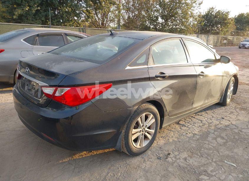 Photo 4 of 2013 Hyundai Sonata GLS (VIN 5NPEB4AC0DH570489)