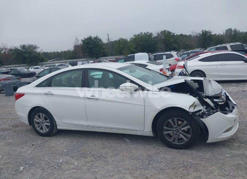 Photo 12 of 2013 Hyundai Sonata GLS (VIN 5NPEB4AC0DH605564)