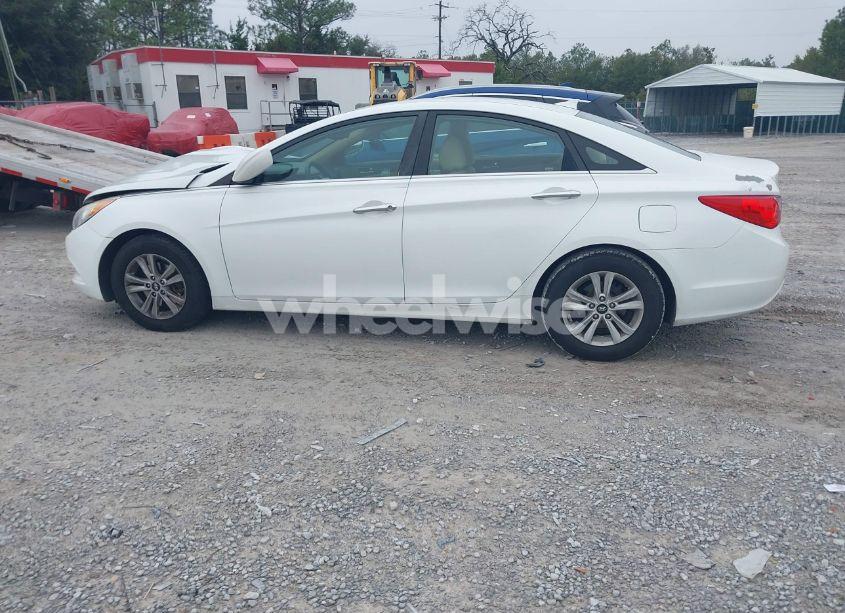 Photo 13 of 2013 Hyundai Sonata GLS (VIN 5NPEB4AC0DH605564)