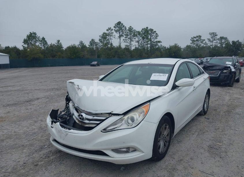 Photo 2 of 2013 Hyundai Sonata GLS (VIN 5NPEB4AC0DH605564)