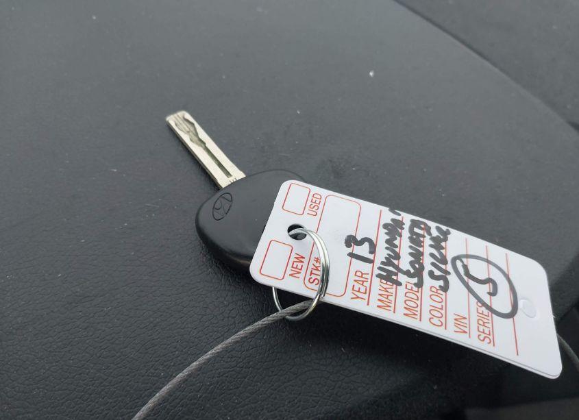 Photo 11 of 2013 Hyundai Sonata GLS (VIN 5NPEB4AC0DH606648)