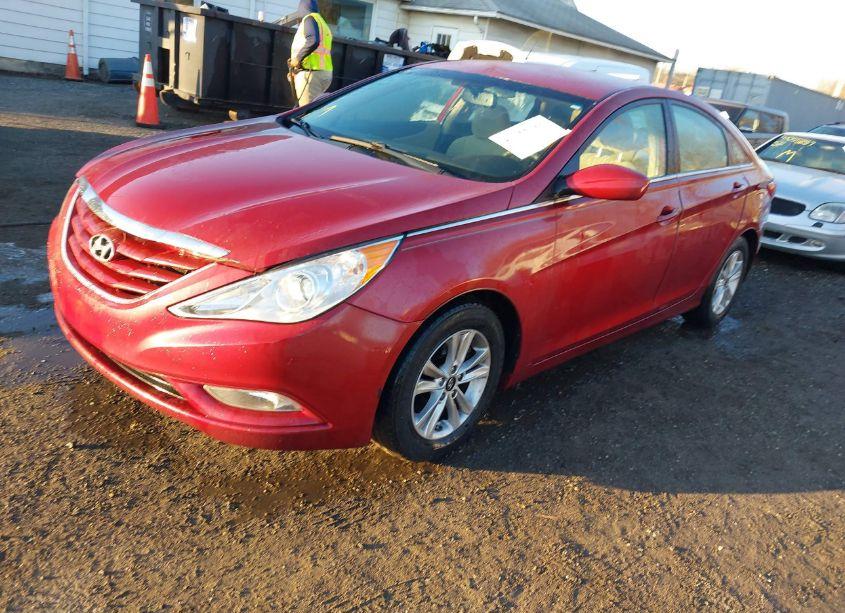 Photo 2 of 2013 Hyundai Sonata GLS (VIN 5NPEB4AC0DH616029)