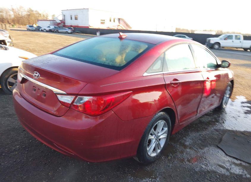 Photo 4 of 2013 Hyundai Sonata GLS (VIN 5NPEB4AC0DH616029)