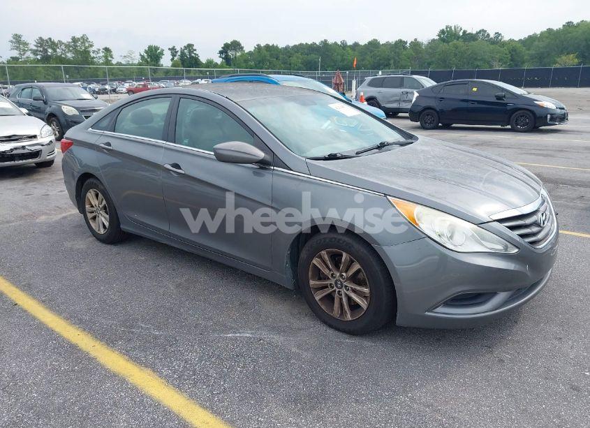 2013 Hyundai Sonata GLS (VIN 5NPEB4AC0DH631775) main photo
