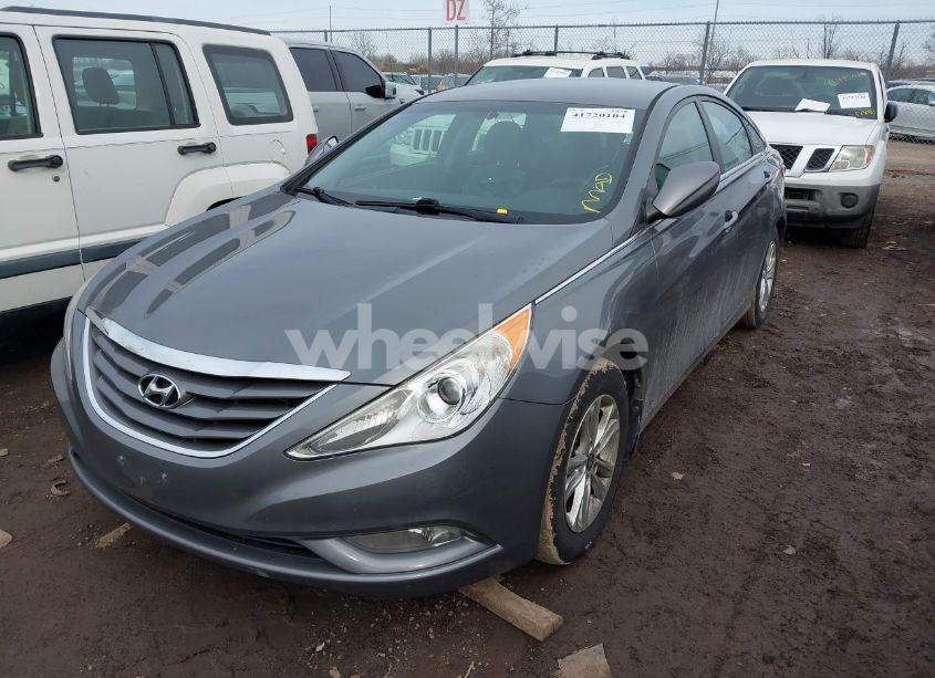 Photo 2 of 2013 Hyundai Sonata GLS (VIN 5NPEB4AC0DH636121)