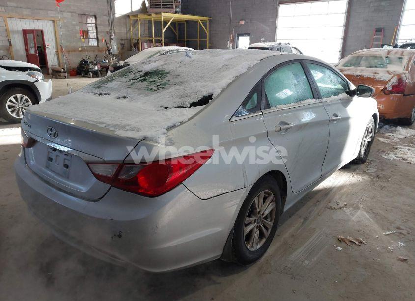 Photo 4 of 2013 Hyundai Sonata GLS (VIN 5NPEB4AC0DH662623)