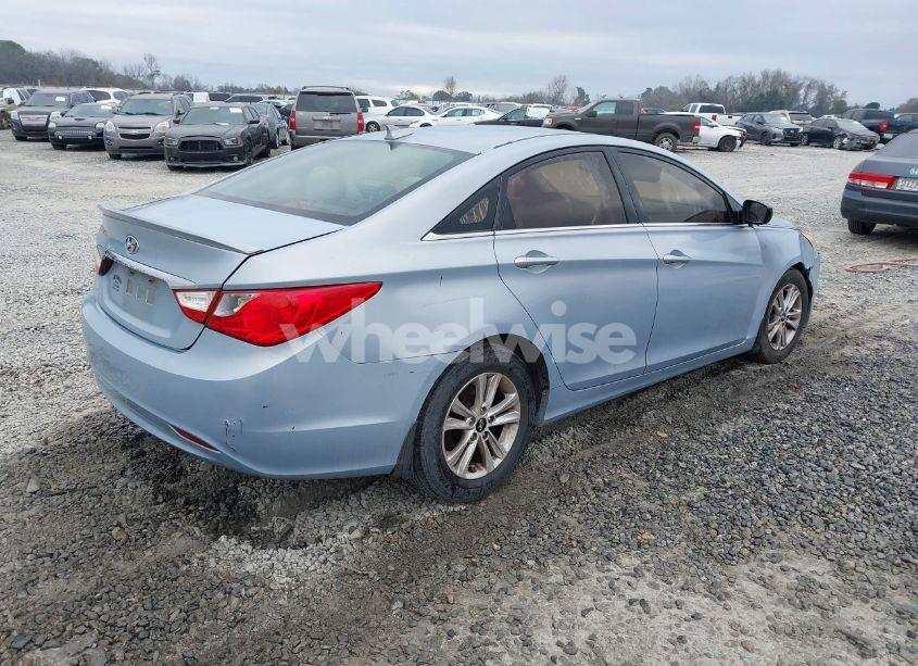 Photo 4 of 2013 Hyundai Sonata GLS (VIN 5NPEB4AC0DH665943)