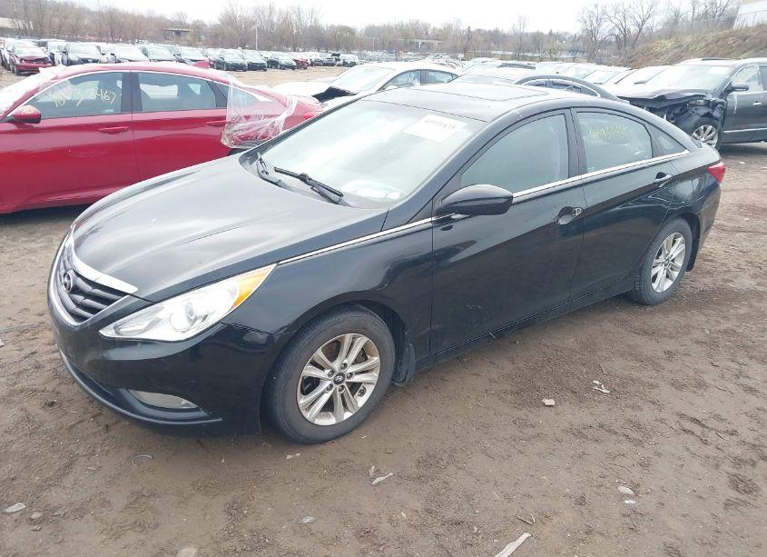 Photo 2 of 2013 Hyundai Sonata GLS (VIN 5NPEB4AC0DH681432)