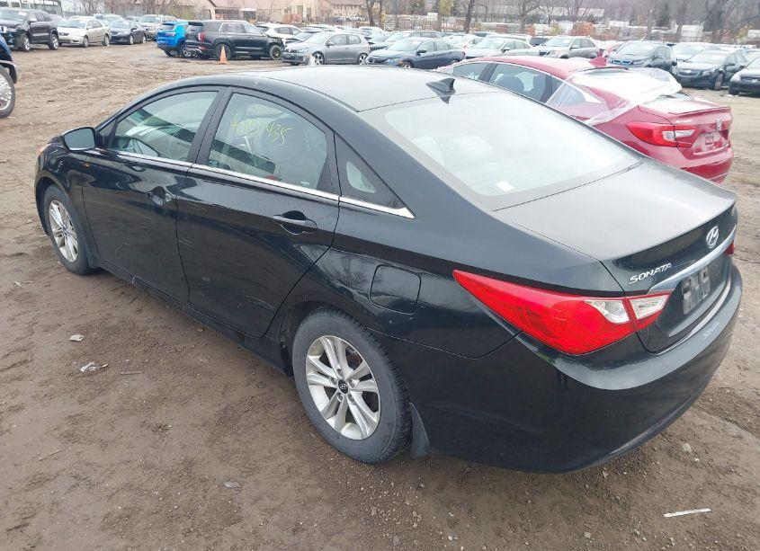 Photo 3 of 2013 Hyundai Sonata GLS (VIN 5NPEB4AC0DH681432)