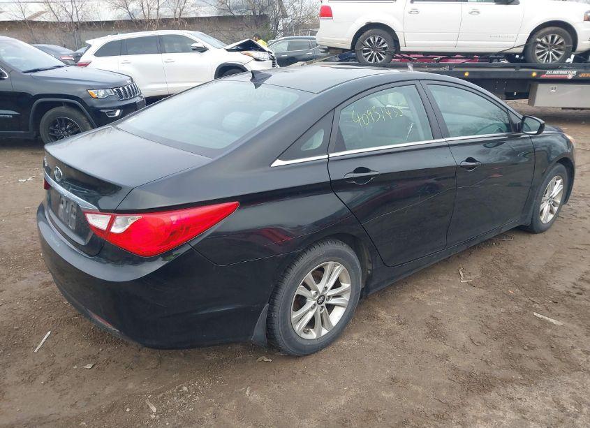 Photo 4 of 2013 Hyundai Sonata GLS (VIN 5NPEB4AC0DH681432)
