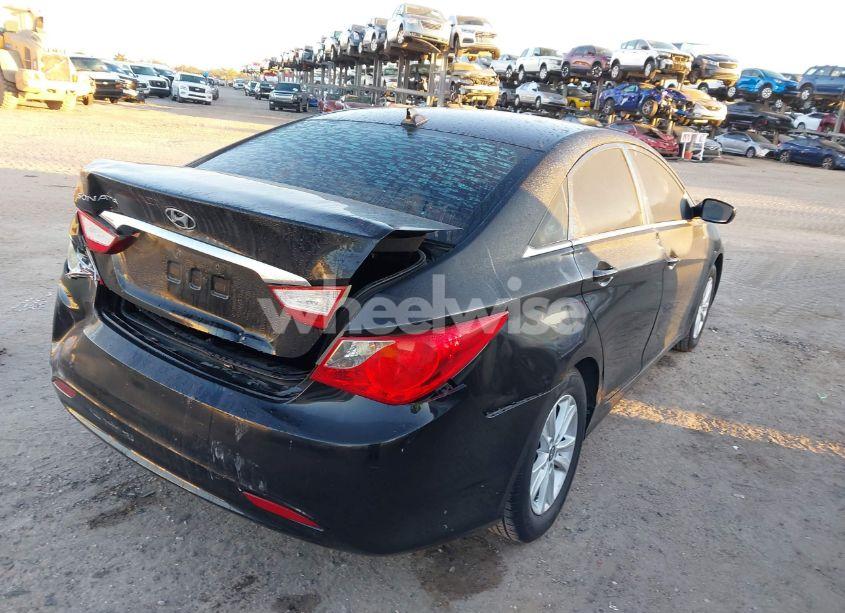 Photo 4 of 2013 Hyundai Sonata GLS (VIN 5NPEB4AC0DH692401)
