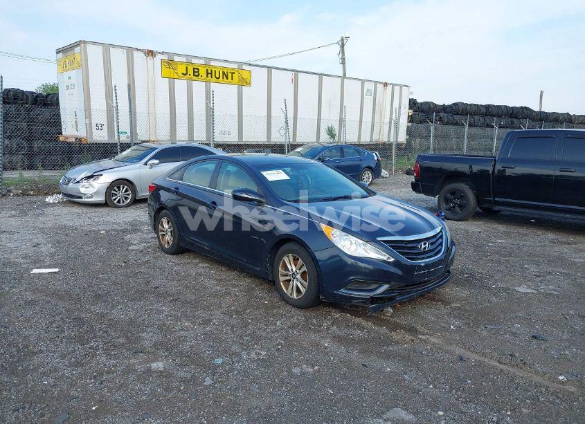 2013 Hyundai Sonata GLS (VIN 5NPEB4AC0DH711013) main photo