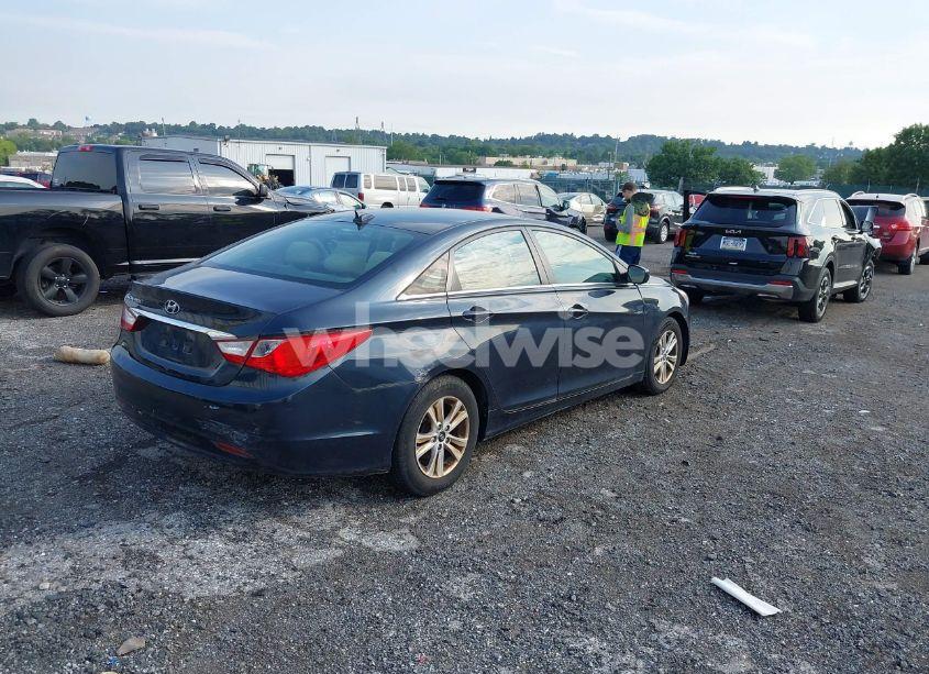 Photo 4 of 2013 Hyundai Sonata GLS (VIN 5NPEB4AC0DH711013)