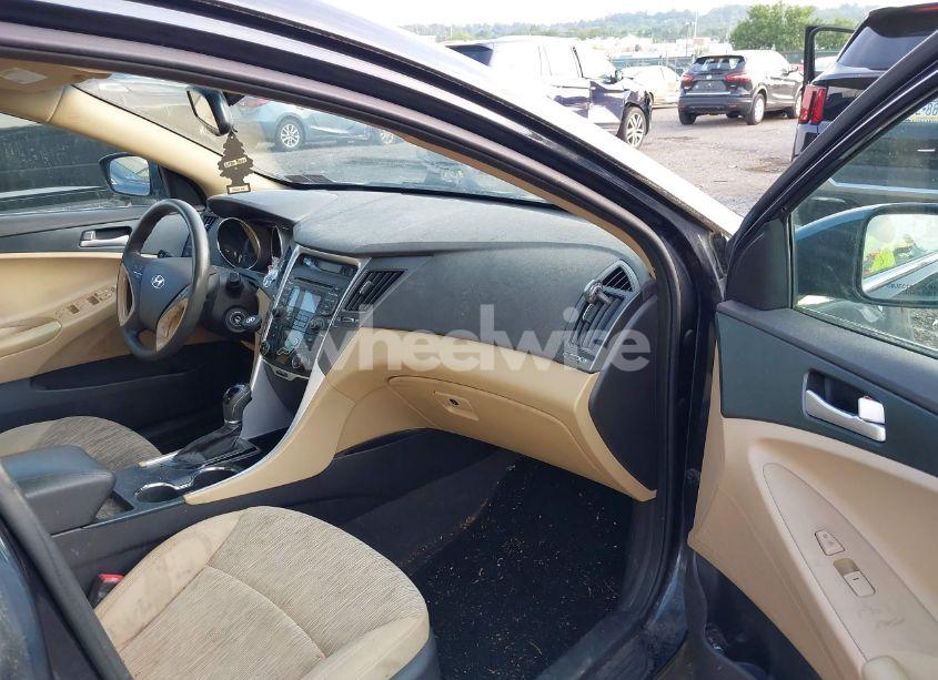 Photo 5 of 2013 Hyundai Sonata GLS (VIN 5NPEB4AC0DH711013)