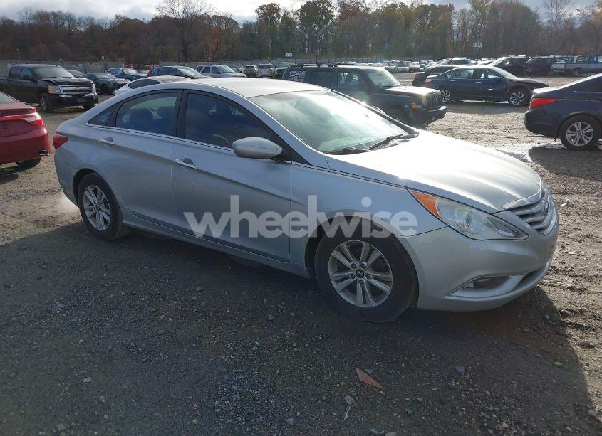 2013 Hyundai Sonata GLS (VIN 5NPEB4AC0DH717619) main photo