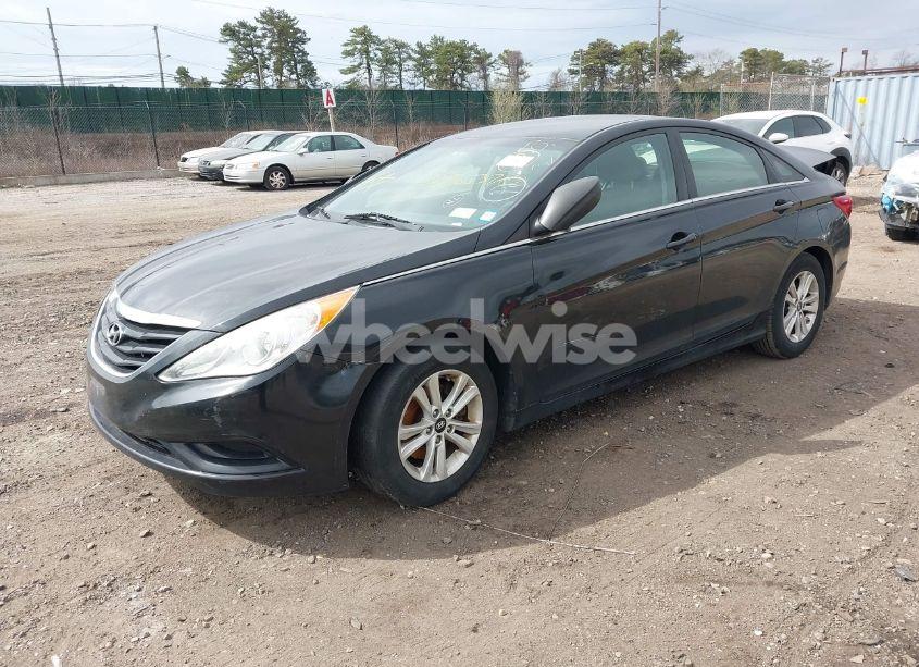 Photo 2 of 2013 Hyundai Sonata GLS (VIN 5NPEB4AC0DH758056)