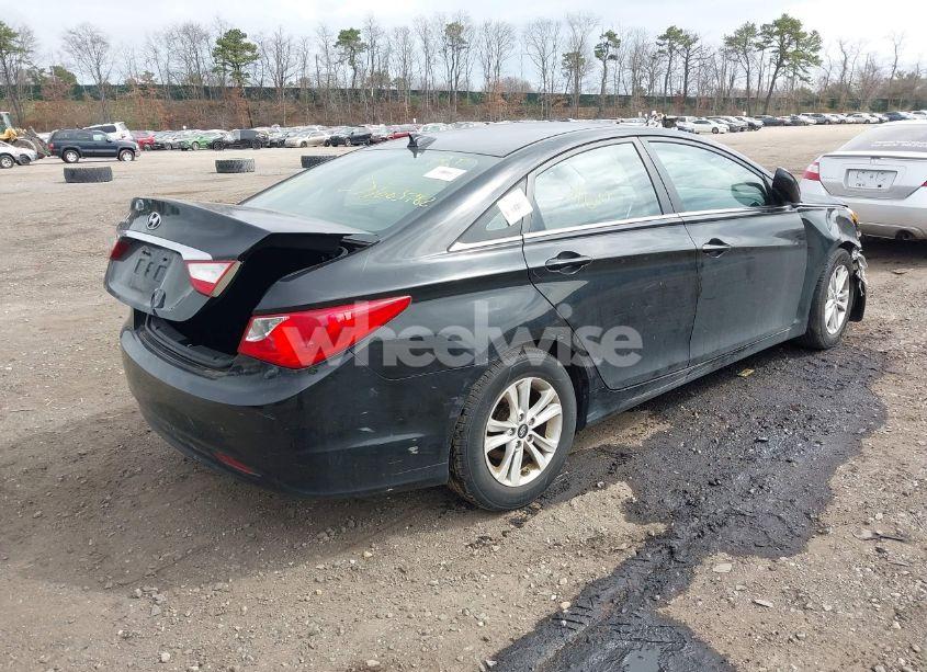 Photo 4 of 2013 Hyundai Sonata GLS (VIN 5NPEB4AC0DH758056)