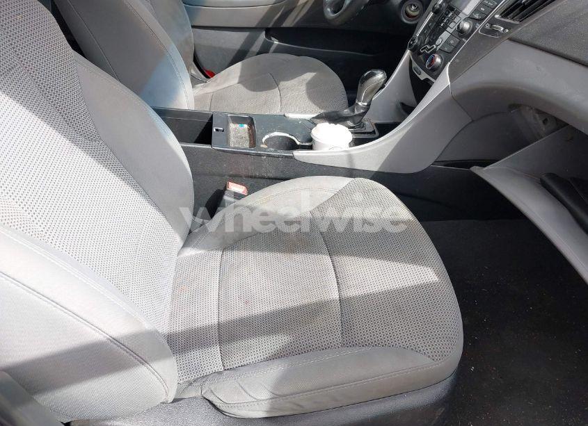 Photo 5 of 2013 Hyundai Sonata GLS (VIN 5NPEB4AC0DH758056)