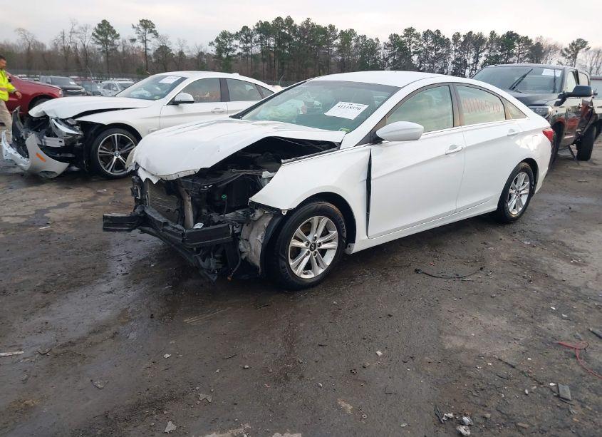 Photo 2 of 2013 Hyundai Sonata GLS (VIN 5NPEB4AC0DH766786)