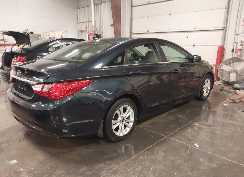 Photo 4 of 2013 Hyundai Sonata GLS (VIN 5NPEB4AC0DH787900)