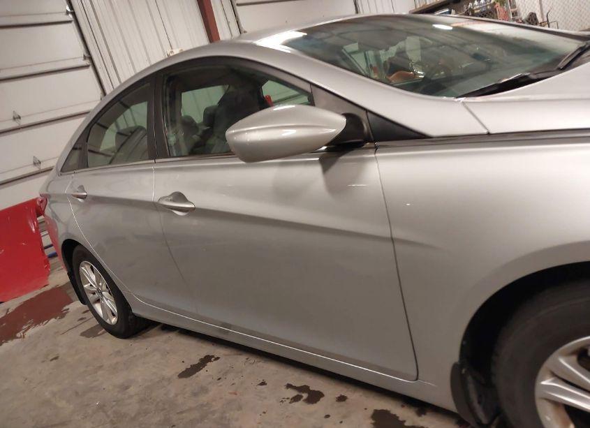 Photo 13 of 2013 Hyundai Sonata GLS (VIN 5NPEB4AC0DH797682)