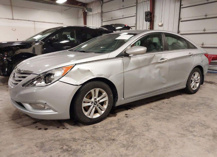 Photo 2 of 2013 Hyundai Sonata GLS (VIN 5NPEB4AC0DH797682)