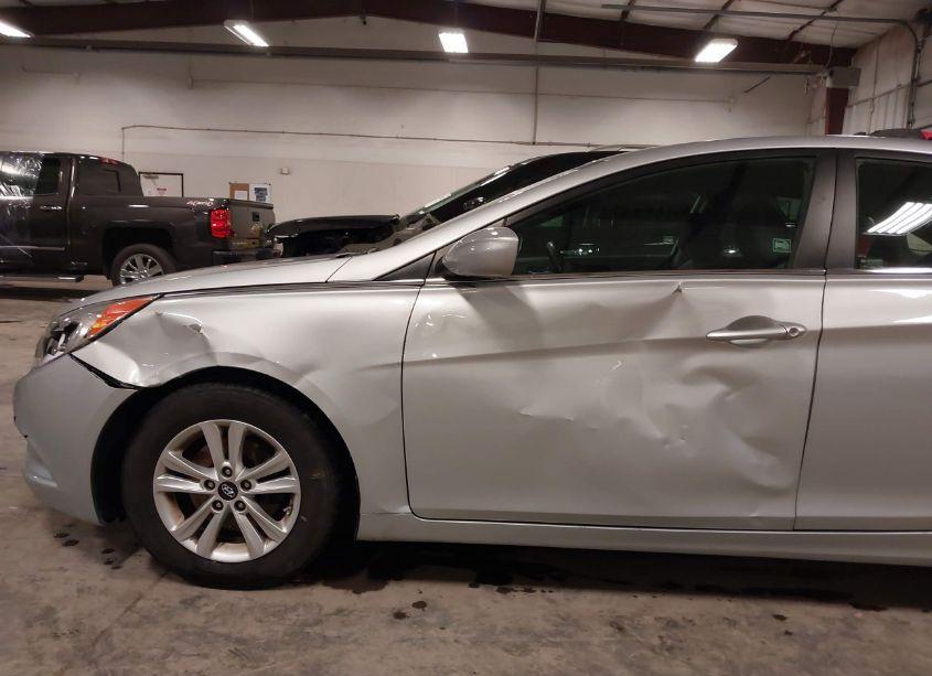 Photo 6 of 2013 Hyundai Sonata GLS (VIN 5NPEB4AC0DH797682)