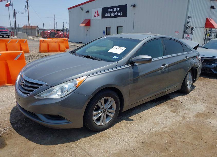 Photo 2 of 2013 Hyundai Sonata GLS (VIN 5NPEB4AC0DH808437)
