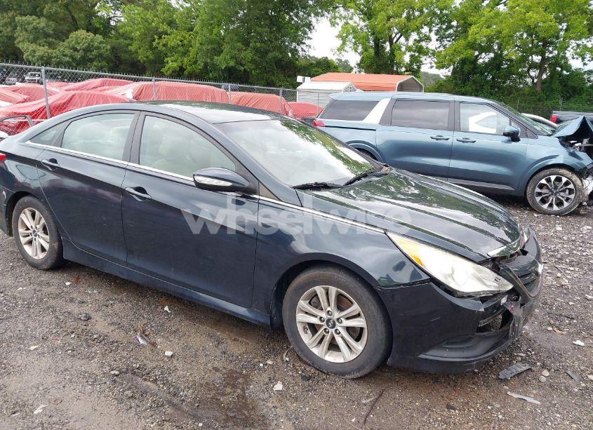 2014 Hyundai Sonata GLS (VIN 5NPEB4AC0EH858353) main photo