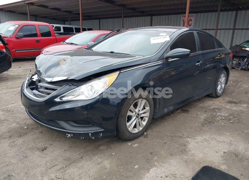 Photo 2 of 2014 Hyundai Sonata GLS (VIN 5NPEB4AC0EH869563)