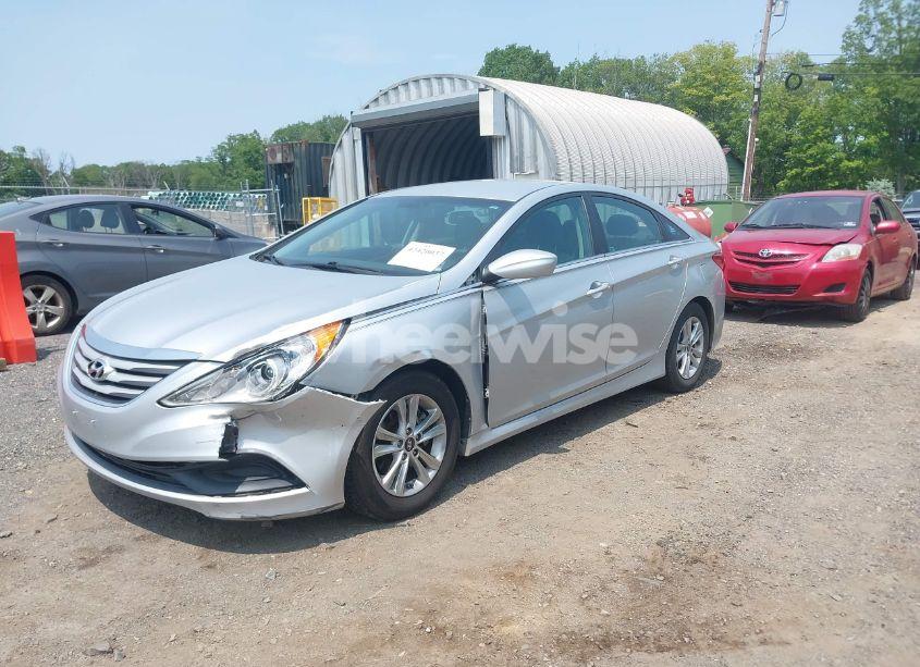 Photo 2 of 2014 Hyundai Sonata GLS (VIN 5NPEB4AC0EH915327)