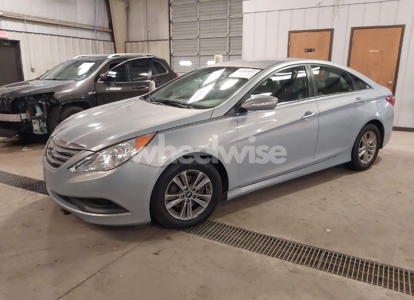 Photo 2 of 2014 Hyundai Sonata GLS (VIN 5NPEB4AC0EH927543)