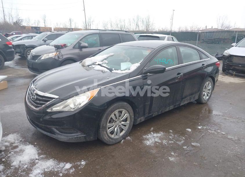 Photo 2 of 2011 Hyundai Sonata GLS (VIN 5NPEB4AC1BH009599)