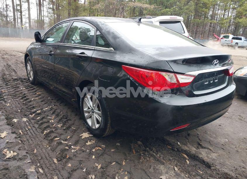 Photo 3 of 2011 Hyundai Sonata GLS (VIN 5NPEB4AC1BH012437)