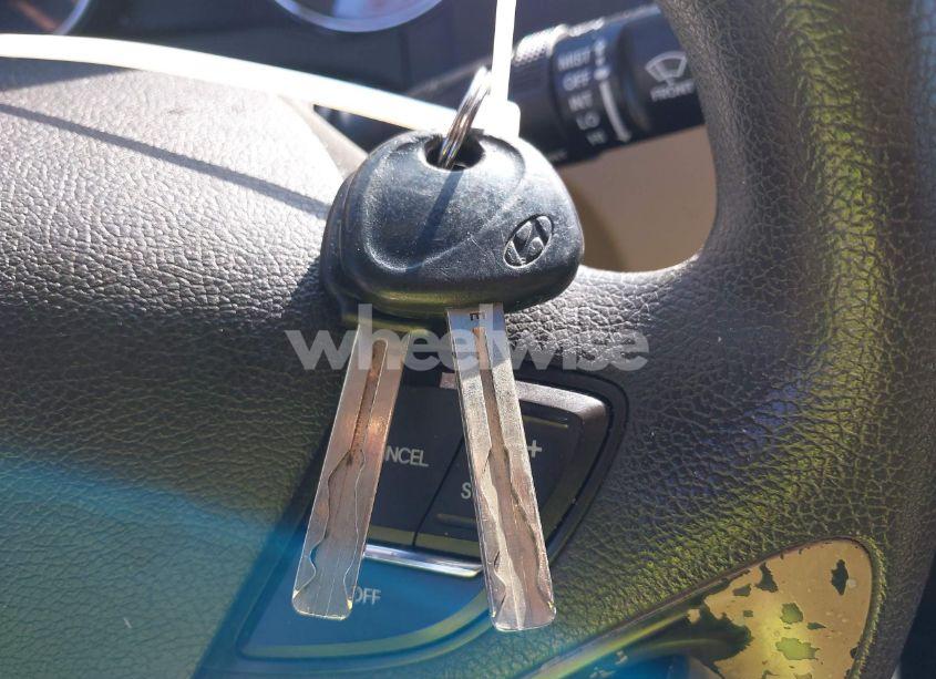 Photo 11 of 2011 Hyundai Sonata GLS (VIN 5NPEB4AC1BH019503)