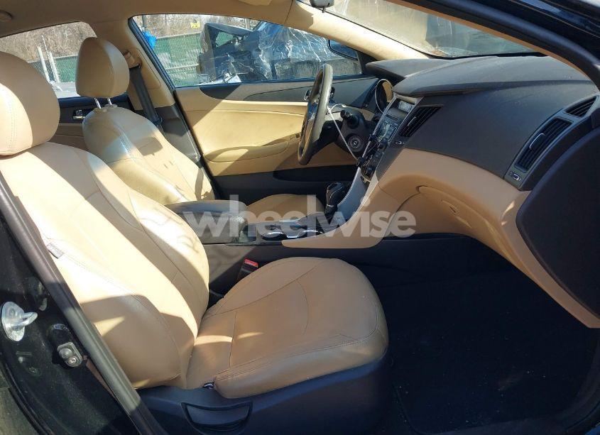 Photo 5 of 2011 Hyundai Sonata GLS (VIN 5NPEB4AC1BH019503)