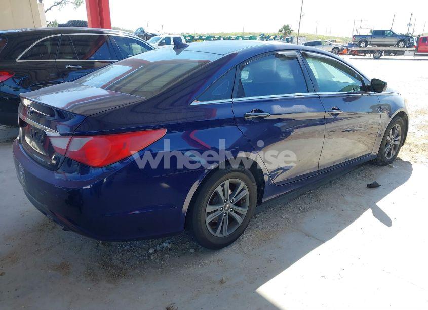 Photo 4 of 2011 Hyundai Sonata GLS (VIN 5NPEB4AC1BH057796)