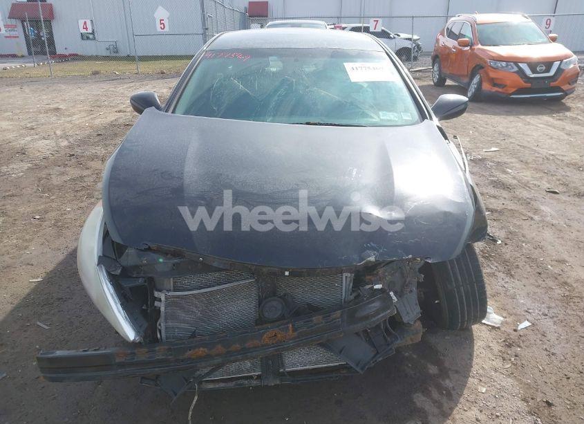 Photo 12 of 2011 Hyundai Sonata GLS (VIN 5NPEB4AC1BH059368)