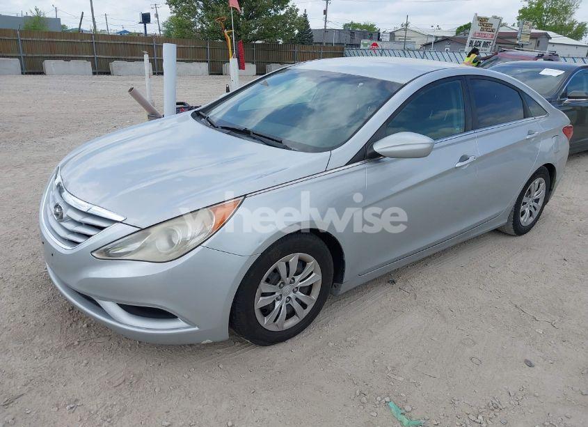 Photo 2 of 2011 Hyundai Sonata GLS (VIN 5NPEB4AC1BH073187)