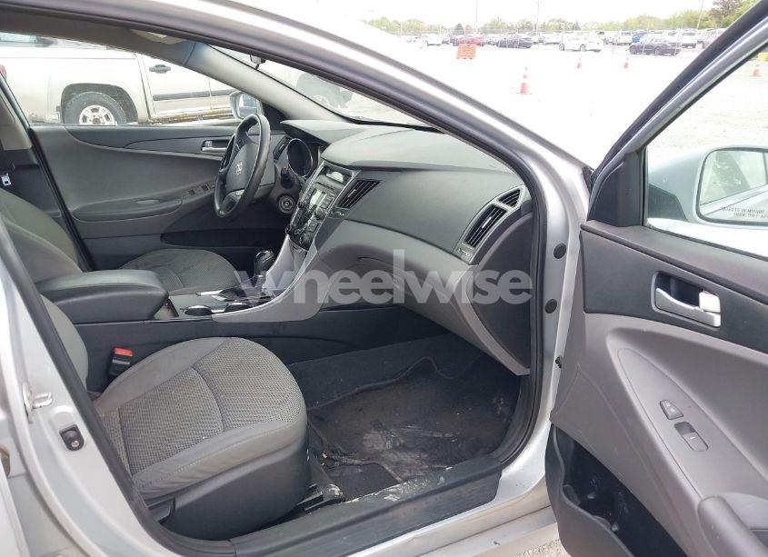 Photo 5 of 2011 Hyundai Sonata GLS (VIN 5NPEB4AC1BH073187)
